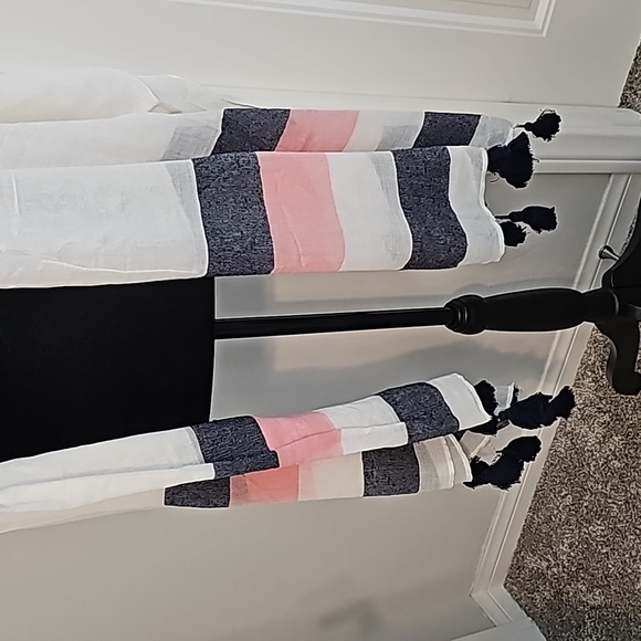 NWOT Ann Taylor Color Block Wrap - Picture 2 of 2